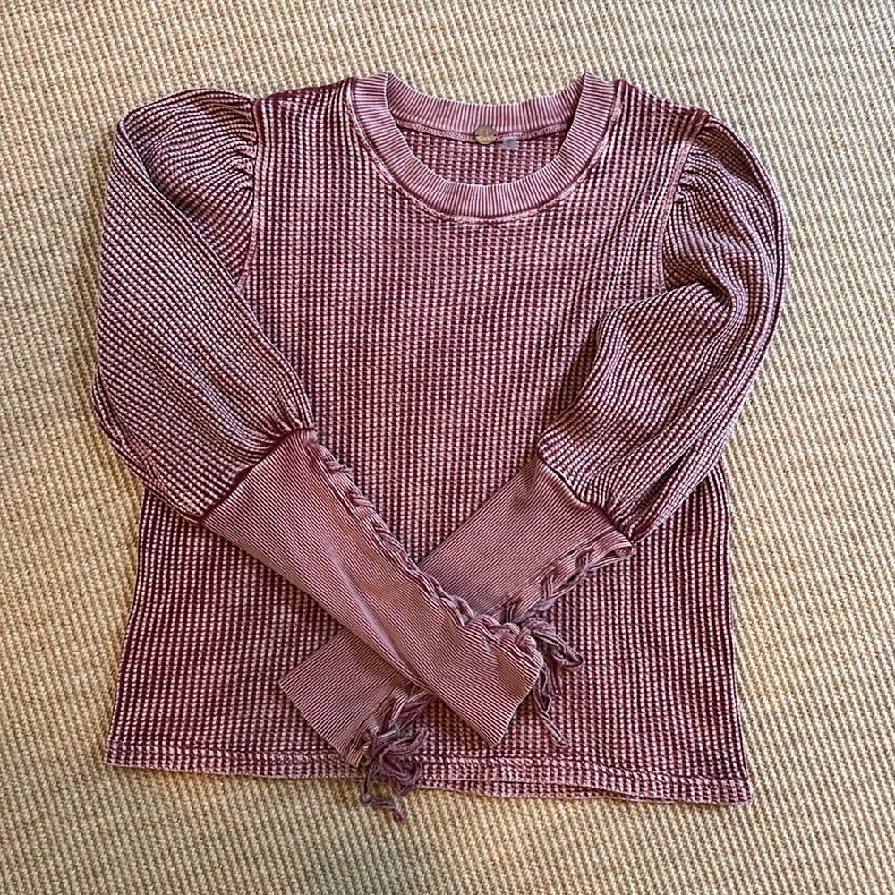 Elegant Mauve Pink Princess Sleeve Top with Adorable Wrist Ties